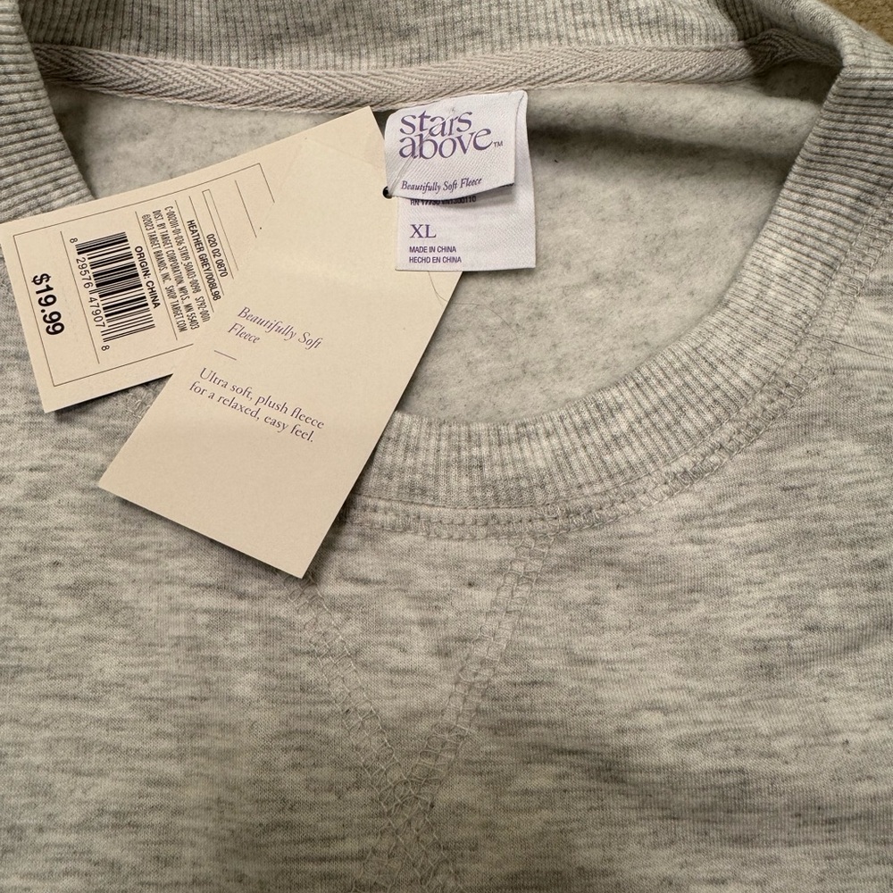 Stars Above Heather Gray Fleece Super Soft top - Picture 3 of 3